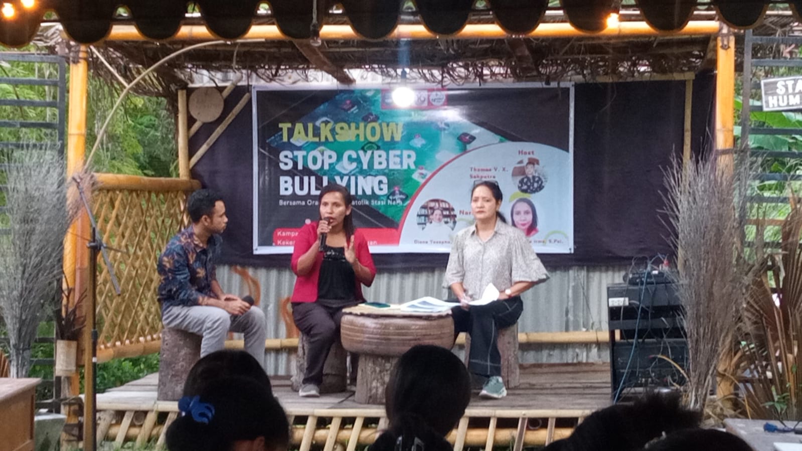 Talkshow Stop Cyber Bullying: Kampanye 16 HAKTP Bersama TRUKF