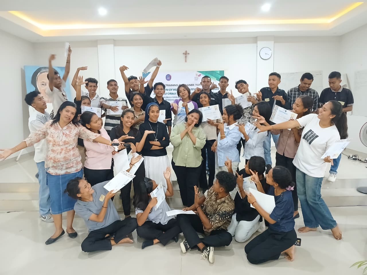 Membangun Agen Perubahan: TRUK F Maumere Bekali Calon Katekis dan Mahasiswa Cegah Perdagangan Orang 